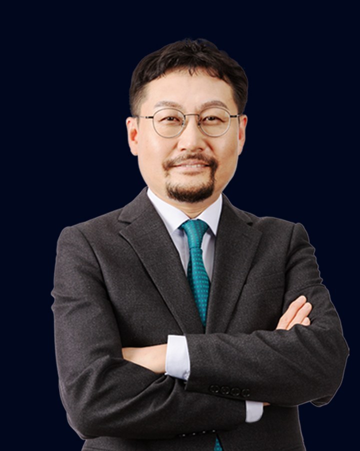 엄진 대표변호사